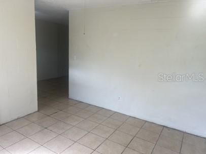 For Rent: $750 (2 beds, 1 baths, 750 Square Feet)