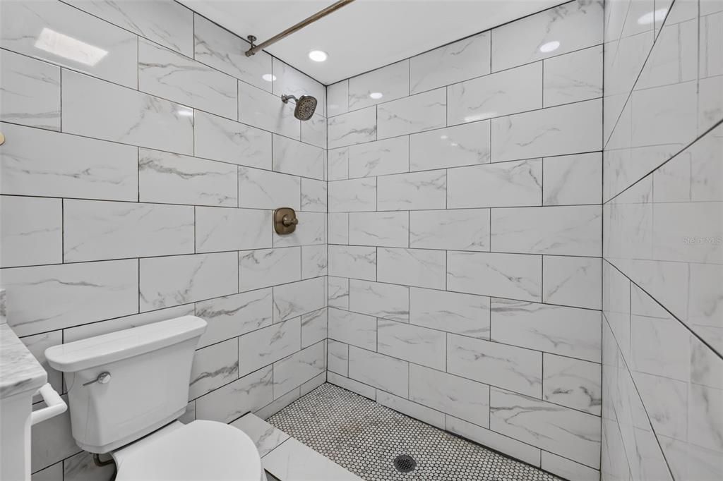En Venta: $375,000 (3 camas, 2 baños, 1092 Pies cuadrados)