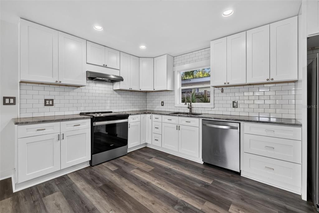 En Venta: $375,000 (3 camas, 2 baños, 1092 Pies cuadrados)