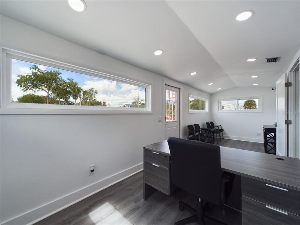 En Venta: $359,900 (0 camas, 0 baños, 1184 Pies cuadrados)