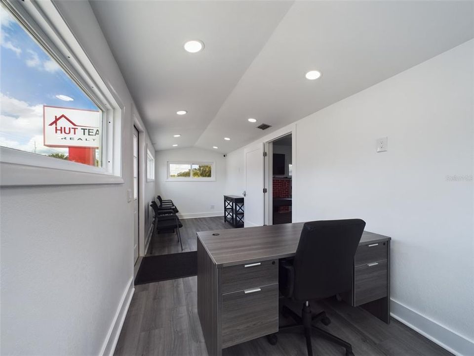 En Venta: $359,900 (0 camas, 0 baños, 1184 Pies cuadrados)