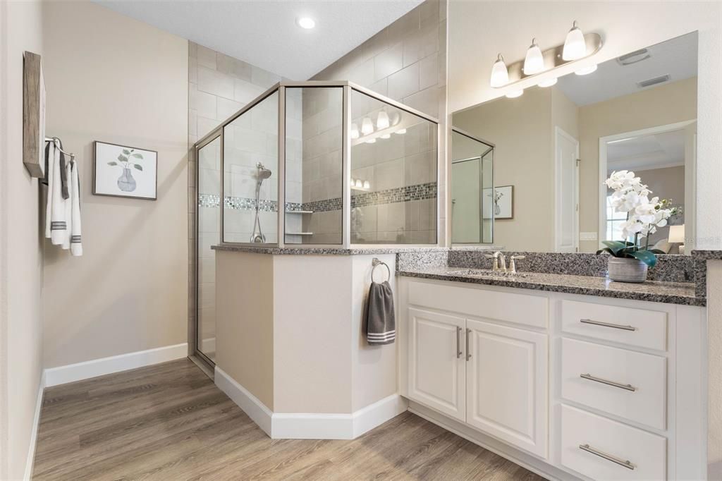 For Sale: $675,000 (4 beds, 3 baths, 2431 Square Feet)