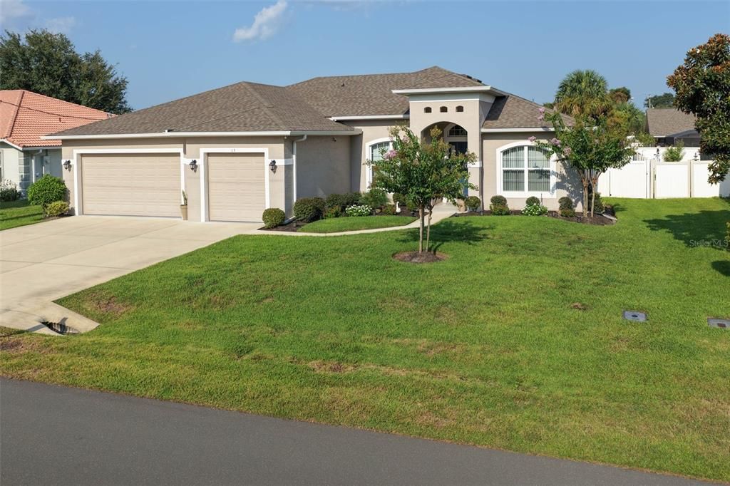 For Sale: $675,000 (4 beds, 3 baths, 2431 Square Feet)