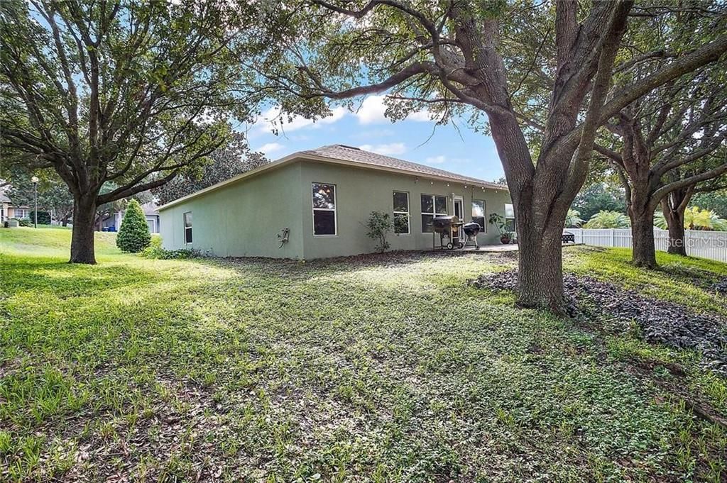 En Venta: $415,000 (4 camas, 2 baños, 2272 Pies cuadrados)