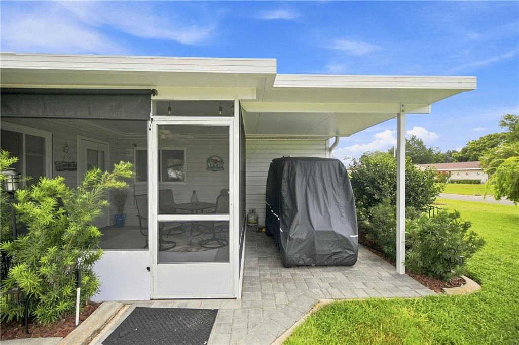 For Sale: $288,900 (3 beds, 2 baths, 1910 Square Feet)