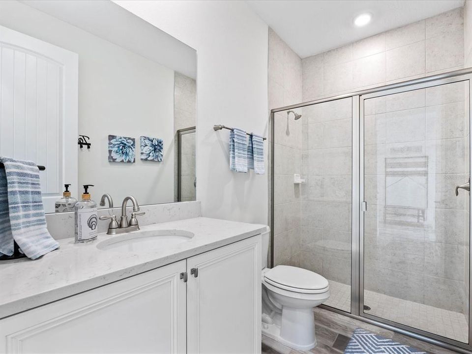 For Sale: $435,000 (4 beds, 3 baths, 1719 Square Feet)