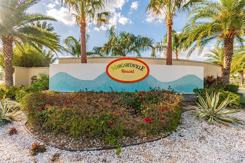 For Sale: $435,000 (4 beds, 3 baths, 1719 Square Feet)