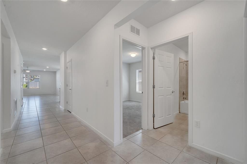 For Rent: $2,100 (4 beds, 2 baths, 1865 Square Feet)
