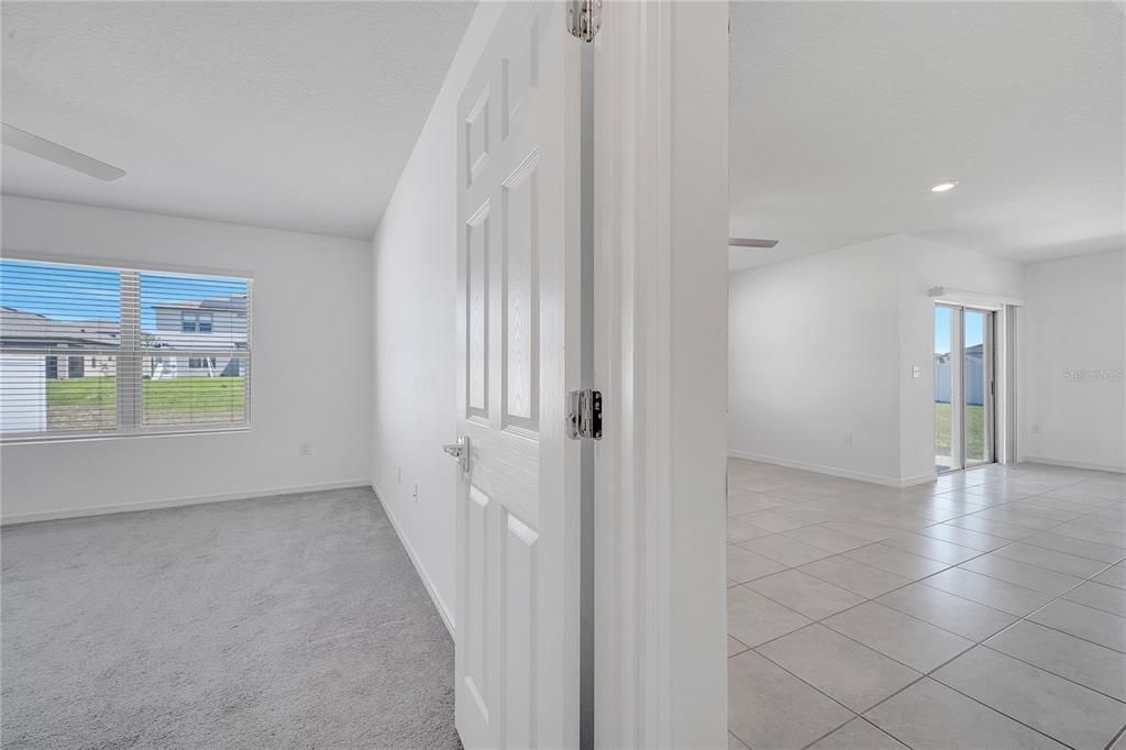 For Rent: $2,100 (4 beds, 2 baths, 1865 Square Feet)