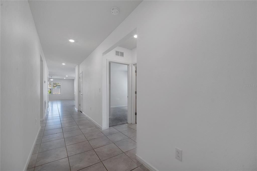 For Rent: $2,100 (4 beds, 2 baths, 1865 Square Feet)