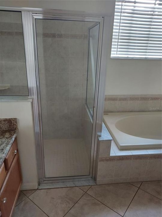 В аренду: $2,500 (4 спален, 3 ванн, 2558 Квадратных фут)