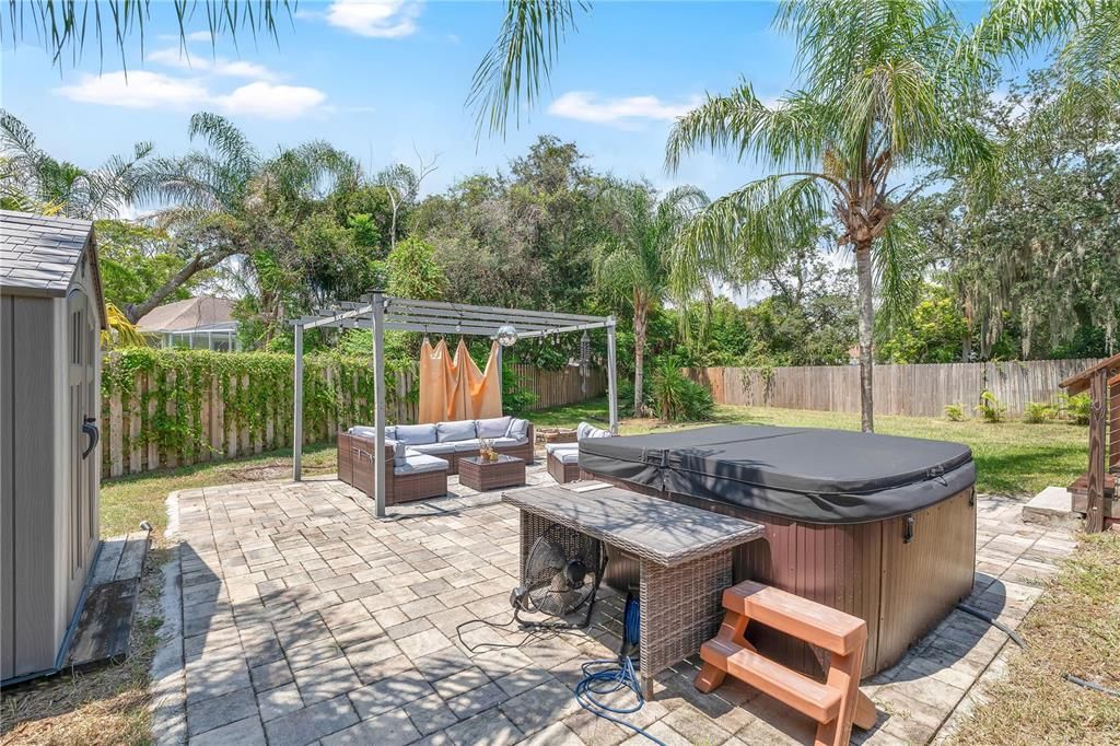 For Sale: $485,000 (3 beds, 2 baths, 2087 Square Feet)