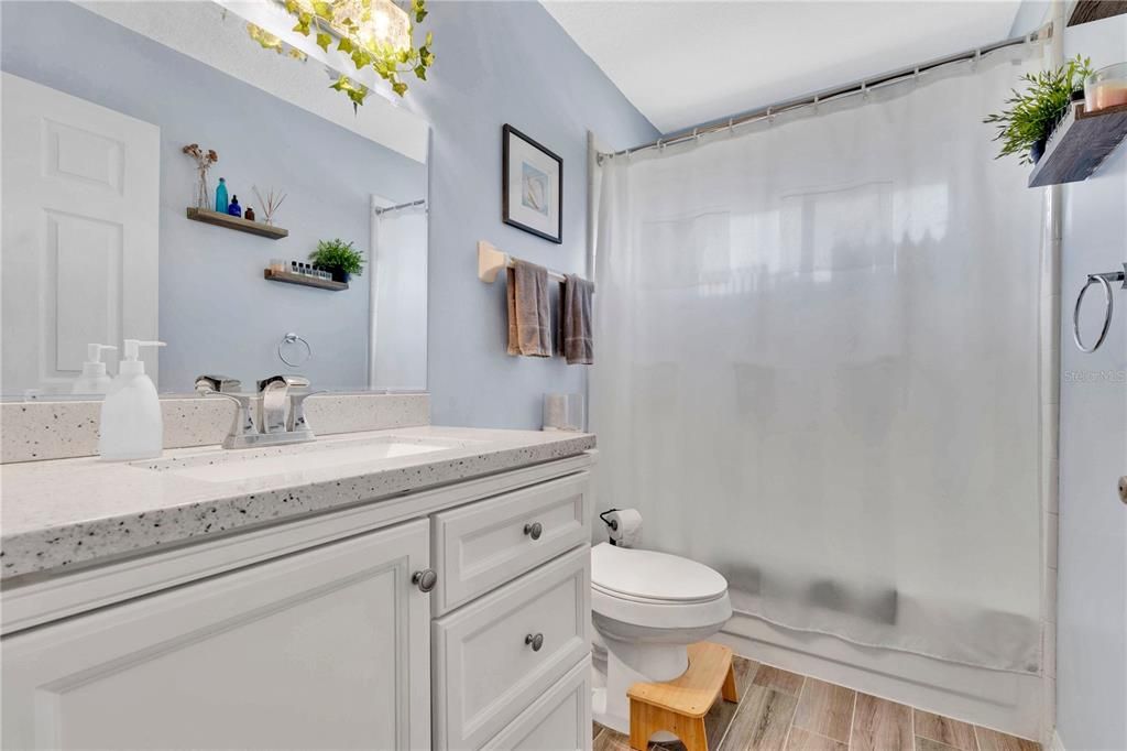 For Sale: $485,000 (3 beds, 2 baths, 2087 Square Feet)