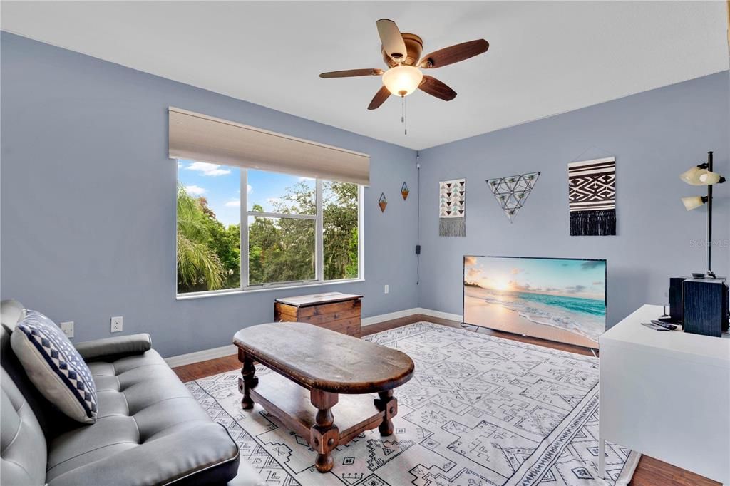 For Sale: $485,000 (3 beds, 2 baths, 2087 Square Feet)