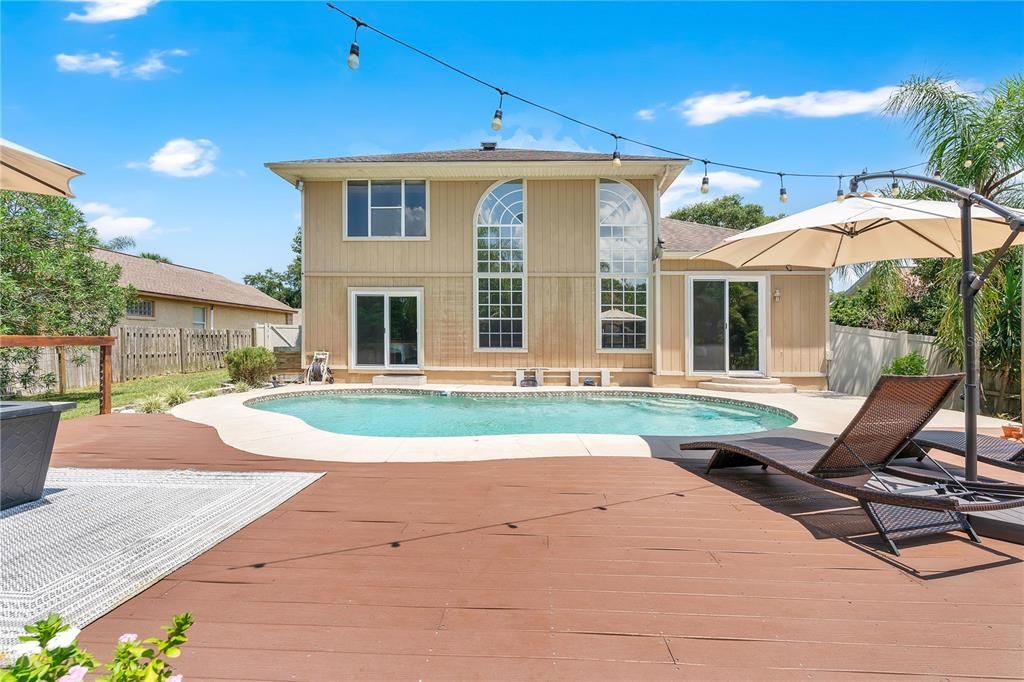 For Sale: $485,000 (3 beds, 2 baths, 2087 Square Feet)