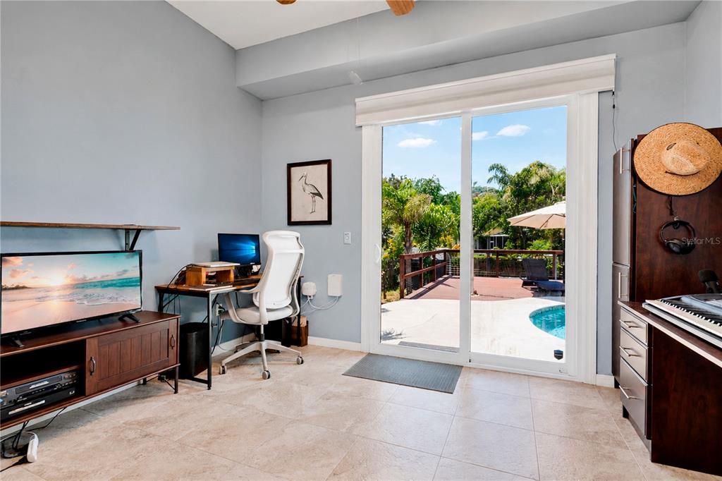 For Sale: $485,000 (3 beds, 2 baths, 2087 Square Feet)