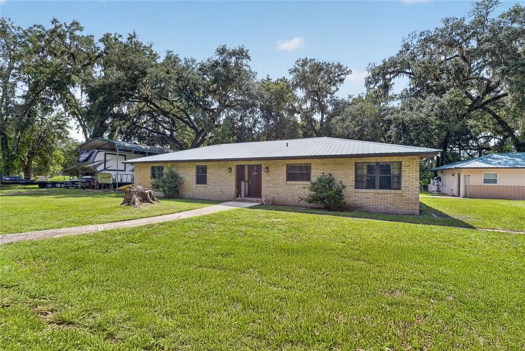 For Sale: $450,000 (3 beds, 2 baths, 1782 Square Feet)