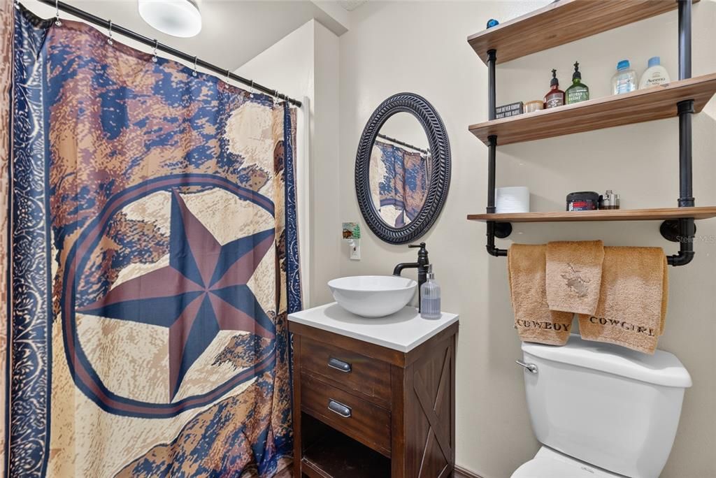 For Sale: $450,000 (3 beds, 2 baths, 1782 Square Feet)