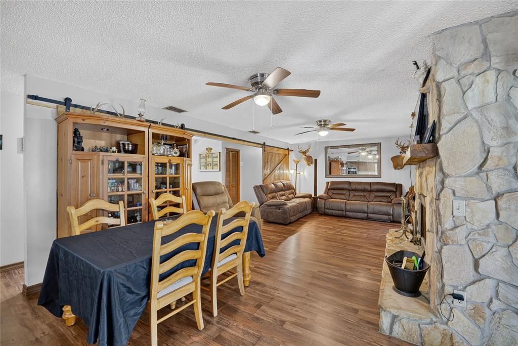 For Sale: $450,000 (3 beds, 2 baths, 1782 Square Feet)