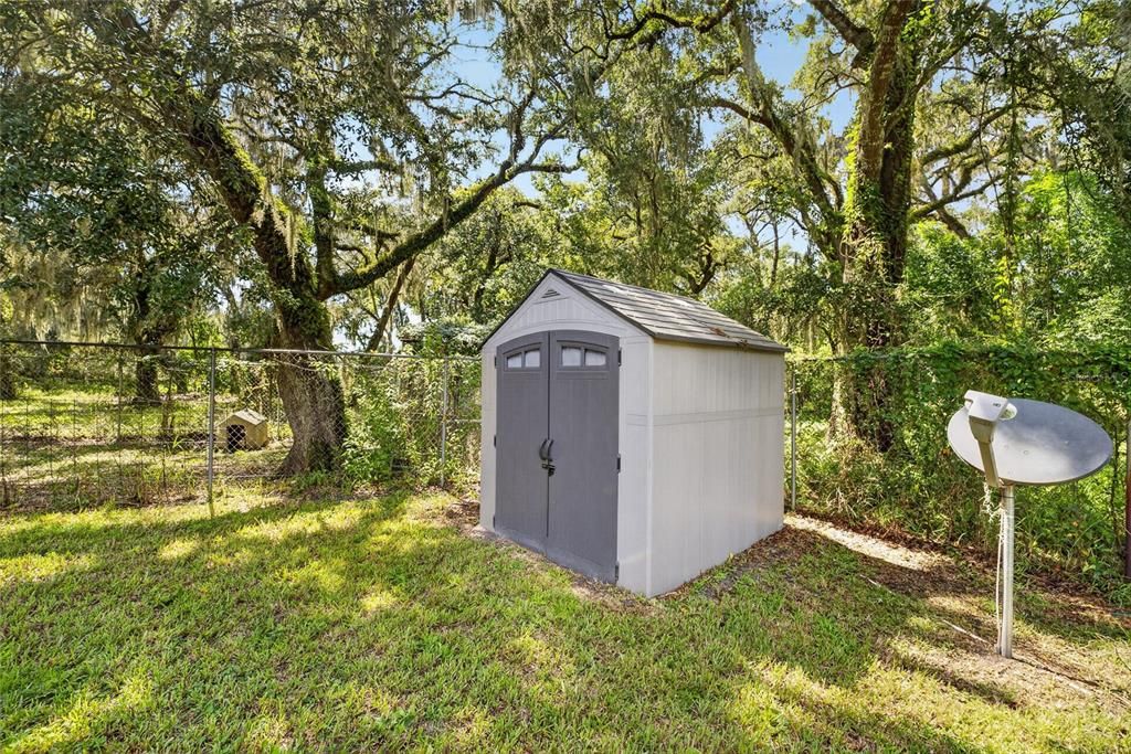 For Sale: $450,000 (3 beds, 2 baths, 1782 Square Feet)