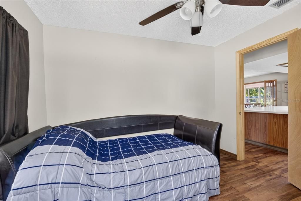 For Sale: $450,000 (3 beds, 2 baths, 1782 Square Feet)