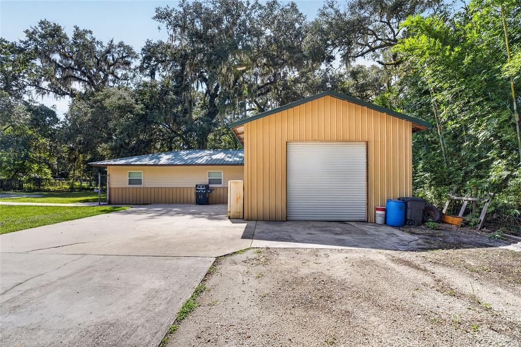 For Sale: $450,000 (3 beds, 2 baths, 1782 Square Feet)