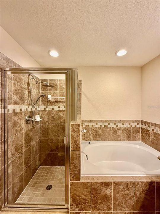 В аренду: $1,900 (3 спален, 2 ванн, 1494 Квадратных фут)