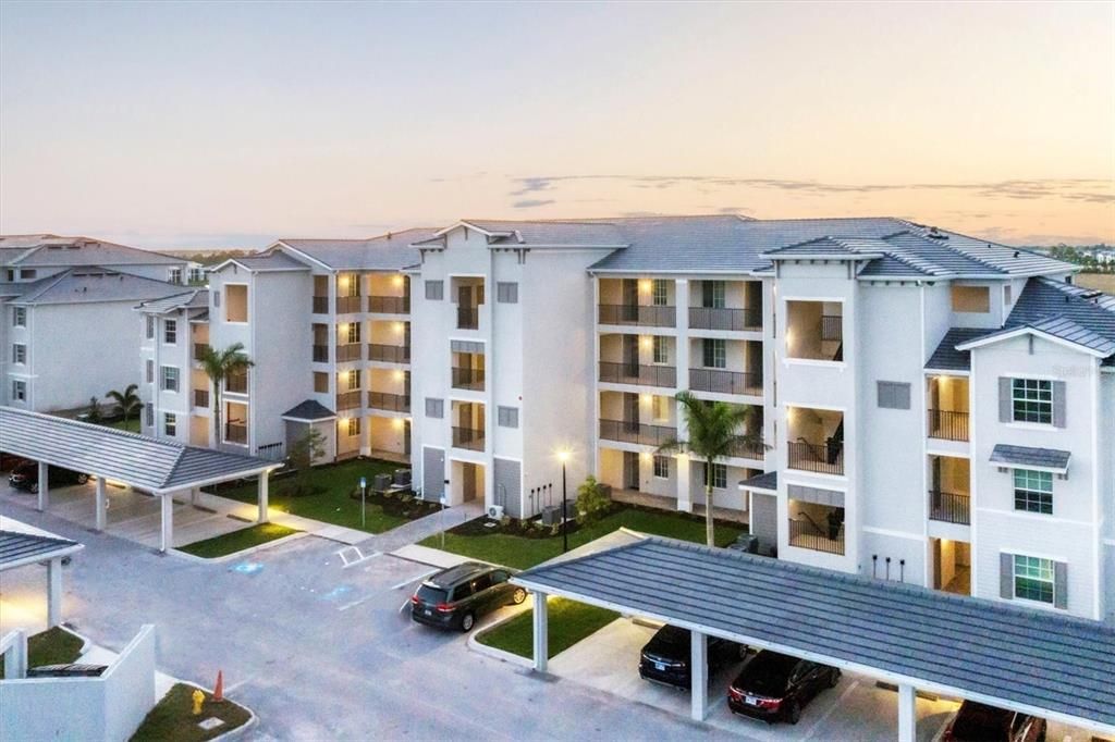 For Rent: $2,195 (3 beds, 2 baths, 1301 Square Feet)