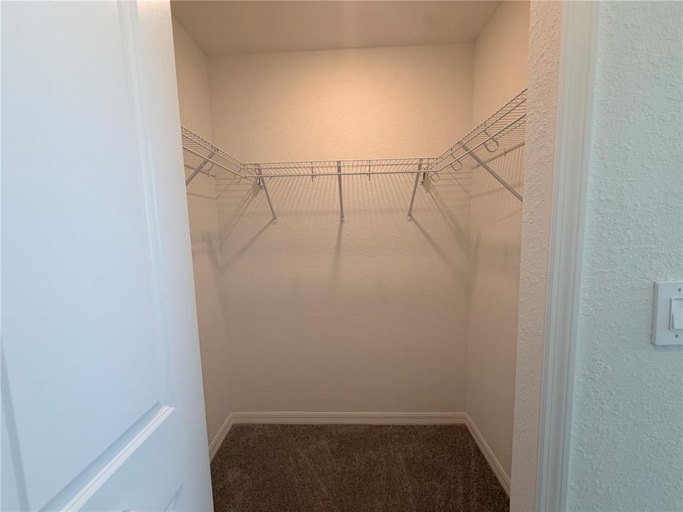 For Rent: $2,195 (3 beds, 2 baths, 1301 Square Feet)