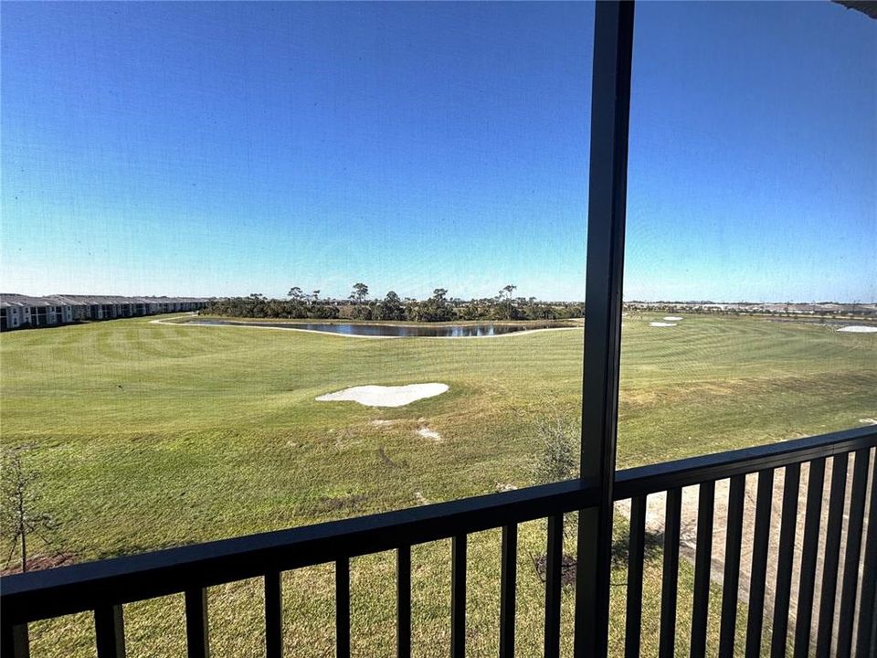 For Rent: $2,195 (3 beds, 2 baths, 1301 Square Feet)