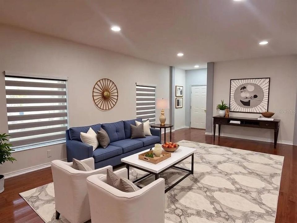 For Rent: $2,600 (2 beds, 2 baths, 1776 Square Feet)