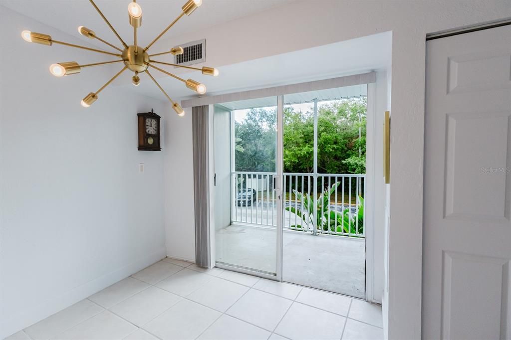 En Venta: $115,000 (2 camas, 1 baños, 887 Pies cuadrados)