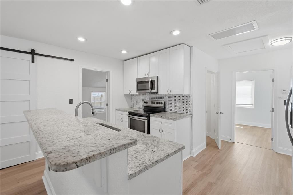 En Venta: $399,900 (3 camas, 2 baños, 1257 Pies cuadrados)