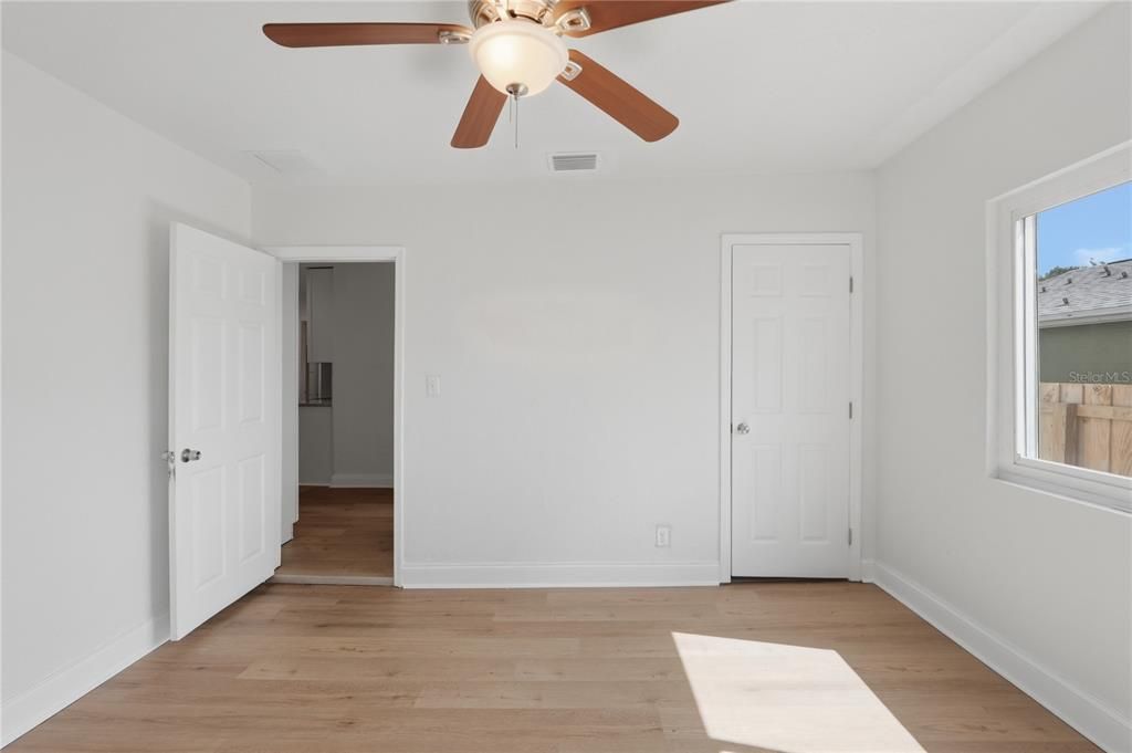 En Venta: $399,900 (3 camas, 2 baños, 1257 Pies cuadrados)