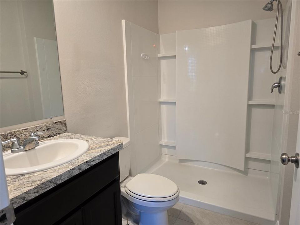 For Rent: $1,850 (3 beds, 2 baths, 1405 Square Feet)