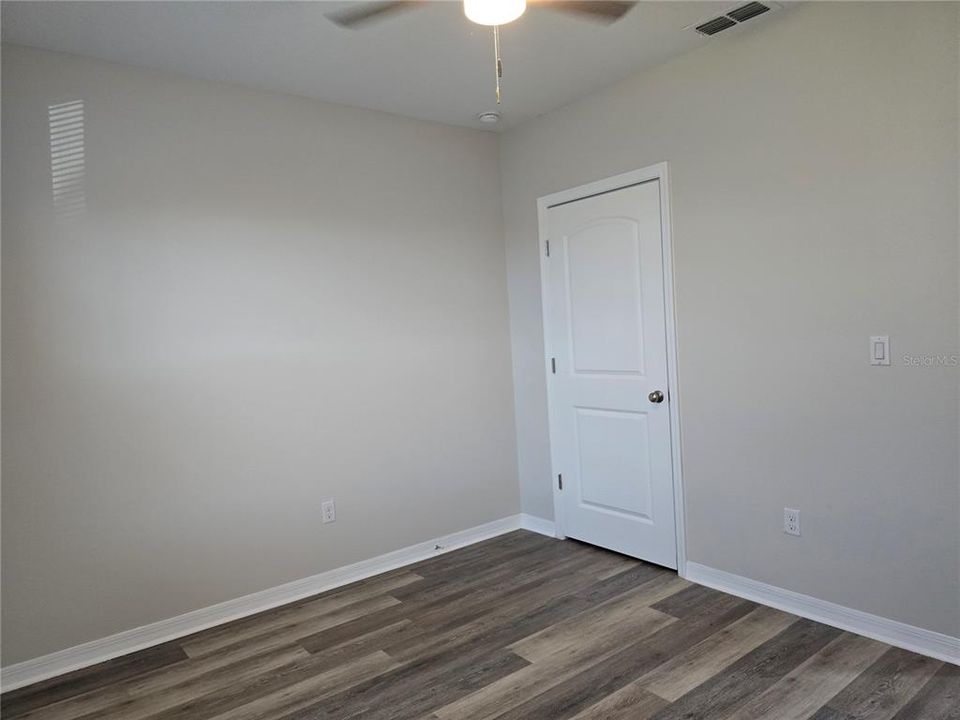 For Rent: $1,850 (3 beds, 2 baths, 1405 Square Feet)