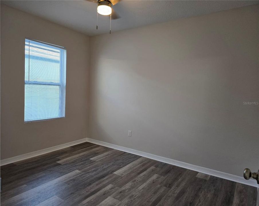 For Rent: $1,850 (3 beds, 2 baths, 1405 Square Feet)