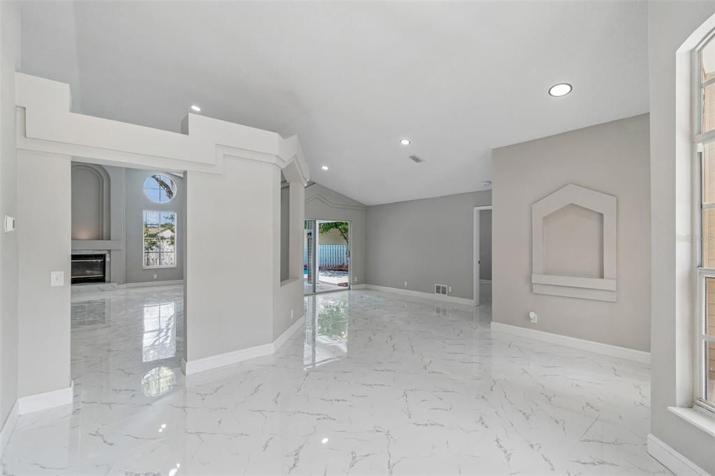 En Venta: $409,000 (3 camas, 2 baños, 1809 Pies cuadrados)