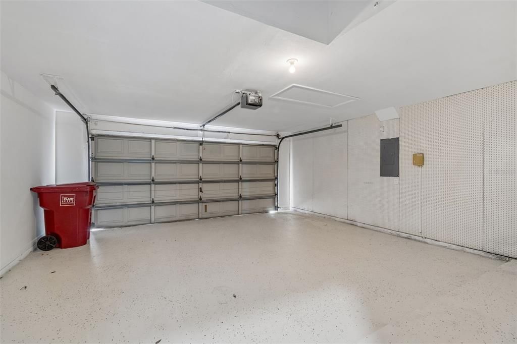 En Venta: $409,000 (3 camas, 2 baños, 1809 Pies cuadrados)