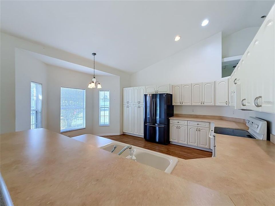 For Sale: $229,900 (3 beds, 2 baths, 1769 Square Feet)