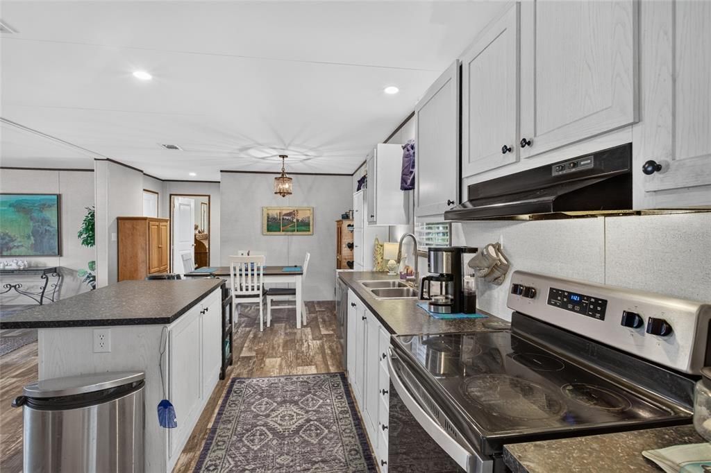 En Venta: $275,000 (3 camas, 2 baños, 1512 Pies cuadrados)