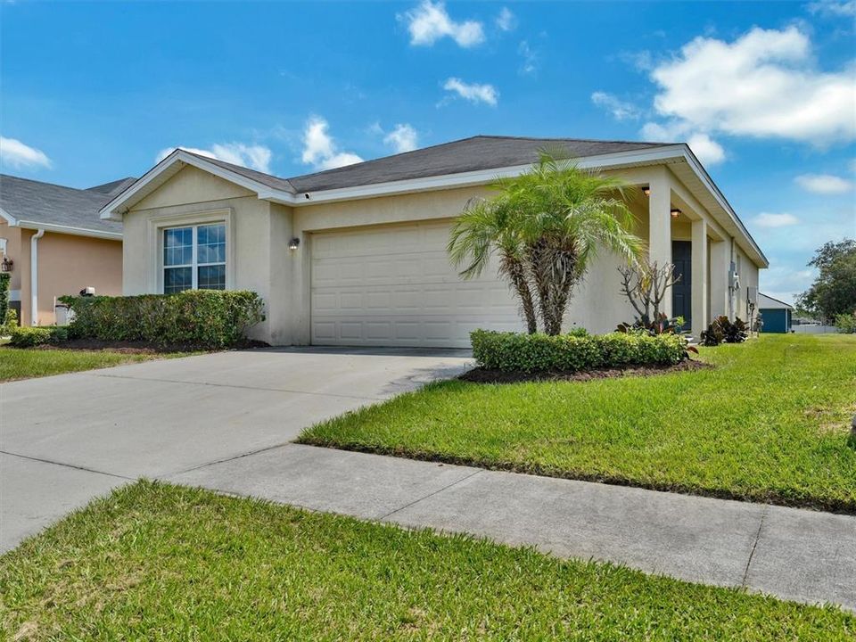 For Rent: $1,950 (4 beds, 2 baths, 1600 Square Feet)