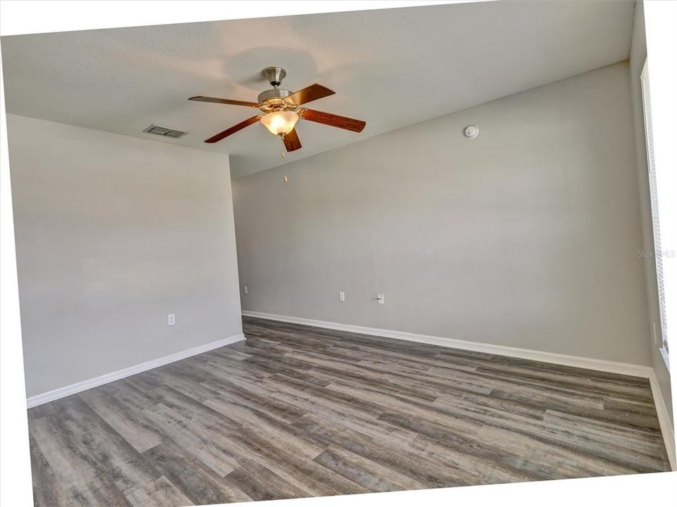 For Rent: $1,950 (4 beds, 2 baths, 1600 Square Feet)