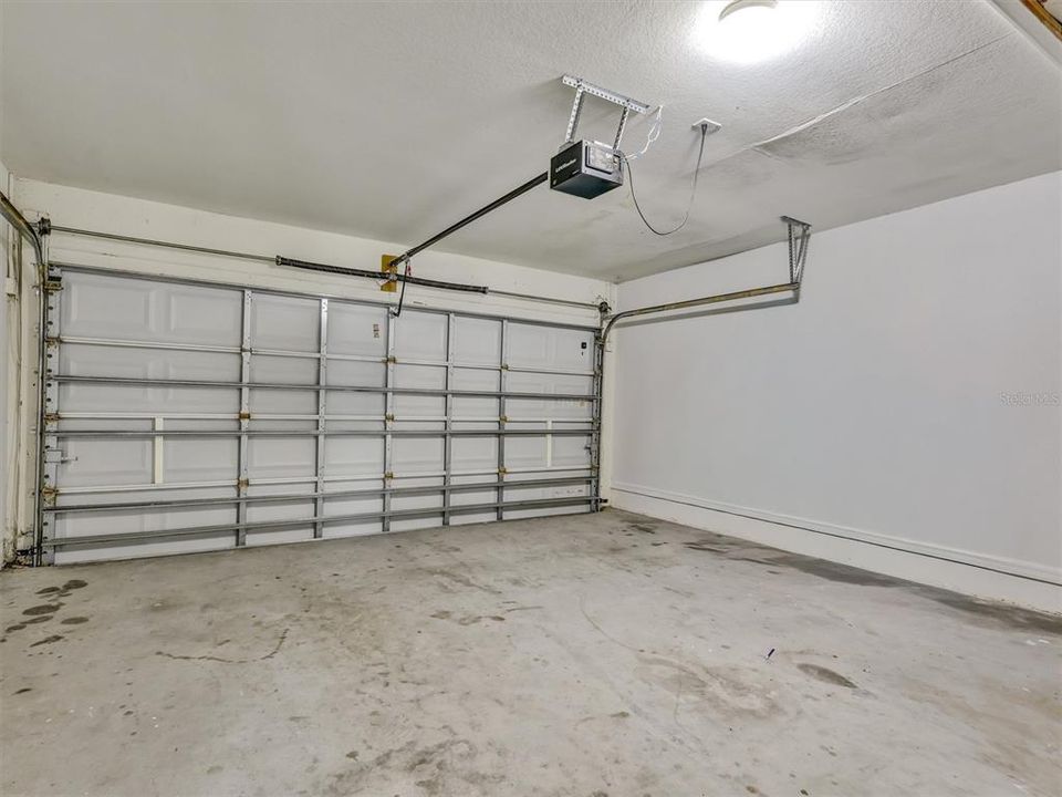 For Rent: $1,950 (4 beds, 2 baths, 1600 Square Feet)