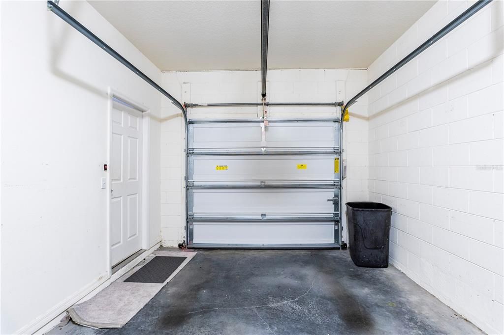 For Rent: $2,195 (3 beds, 3 baths, 1472 Square Feet)