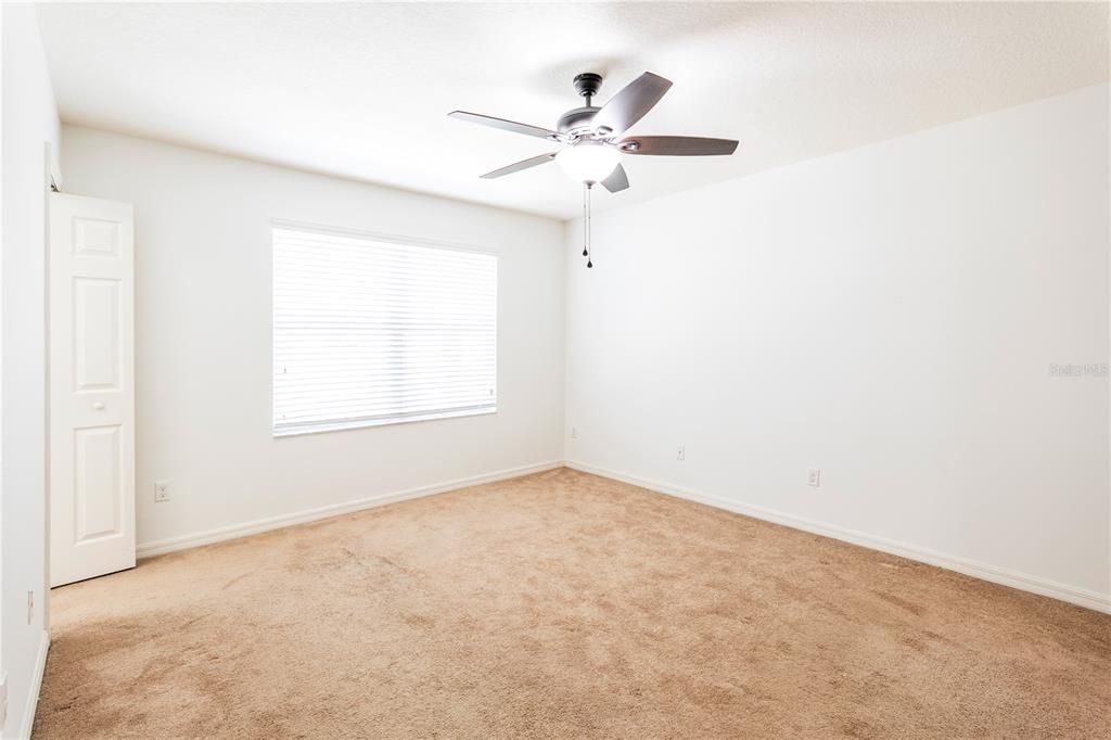 For Rent: $2,195 (3 beds, 3 baths, 1472 Square Feet)