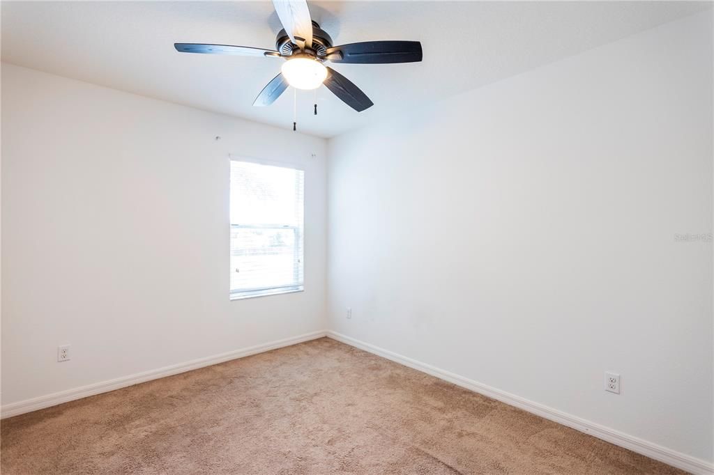 For Rent: $2,195 (3 beds, 3 baths, 1472 Square Feet)