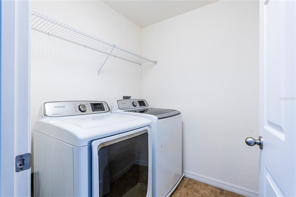 For Rent: $2,195 (3 beds, 3 baths, 1472 Square Feet)
