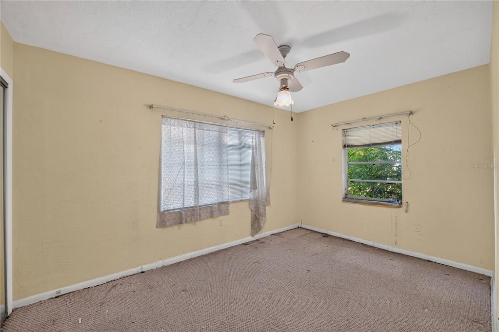 For Sale: $119,000 (2 beds, 2 baths, 1272 Square Feet)