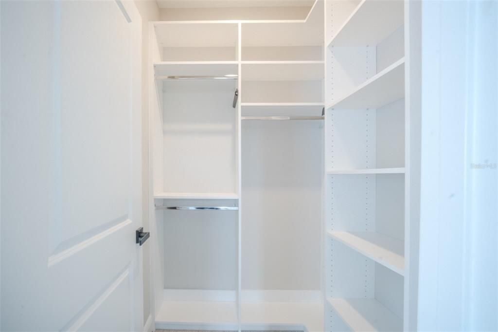 En Renta: $3,200 (4 camas, 3 baños, 2203 Pies cuadrados)